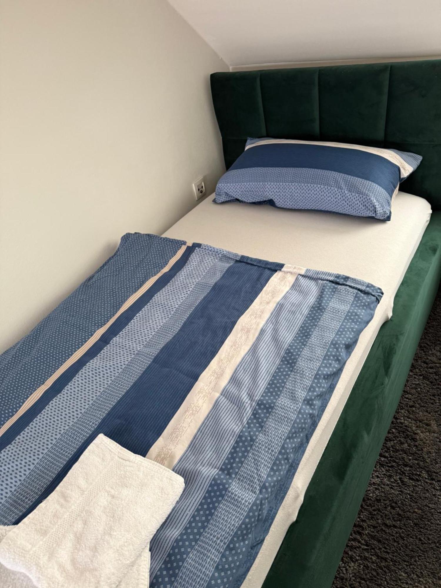 Ferienwohnung Centro 2 Бремерхавен Екстериор снимка